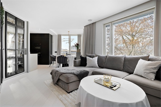 Bostadsrätt i Frösunda, Solna, Stockholm, Gustav III:s boulevard 1