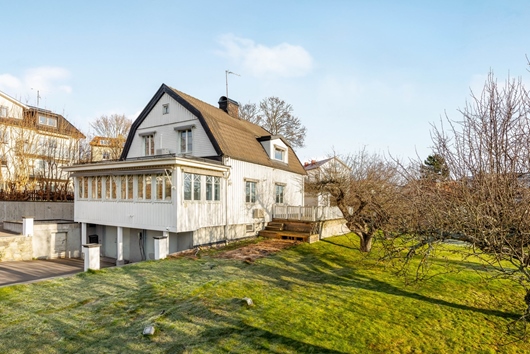 Villa i Bromma / Mariehäll, Stockholm, Flyttblocksvägen 10
