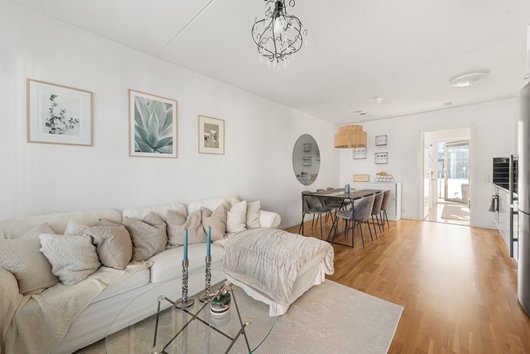 Bostadsrätt i Bromma / Annedal, Stockholm, Mariehällstorget 7