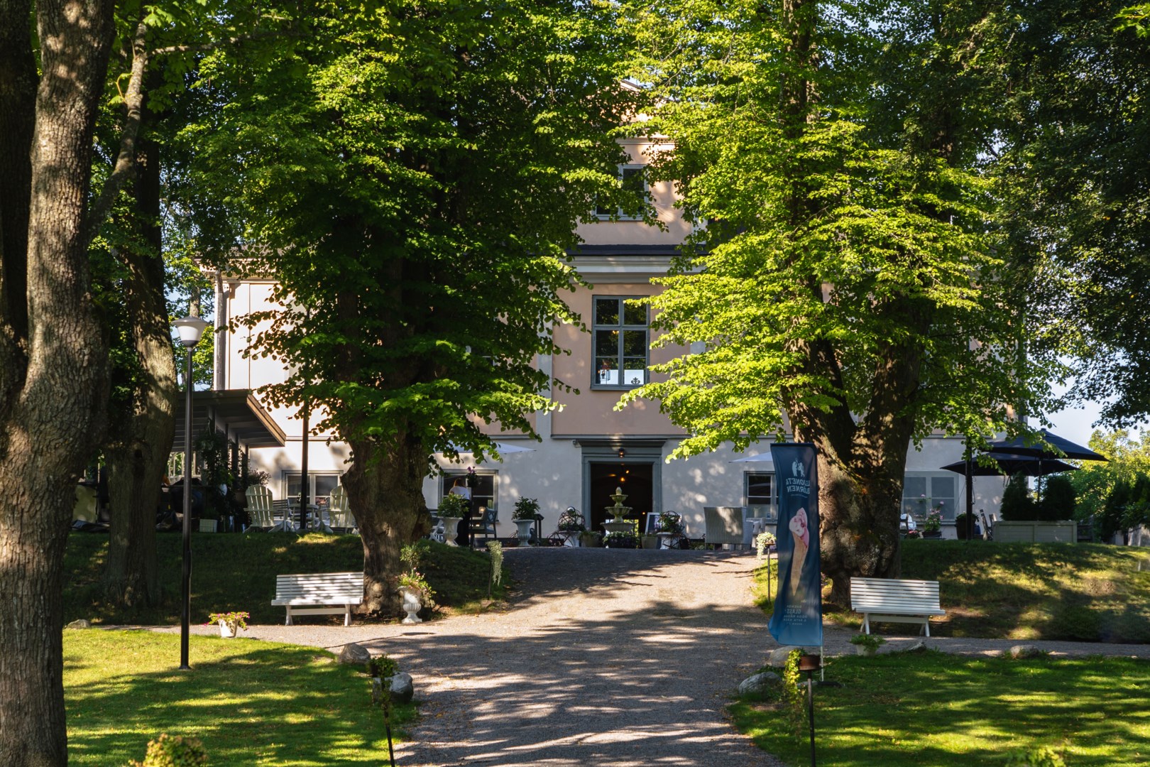 39