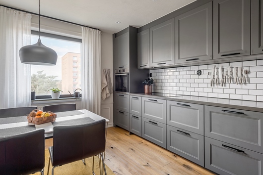 Bostadsrätt i Hagsätra, Bandhagen, Stockholm, Vintrosagatan 1