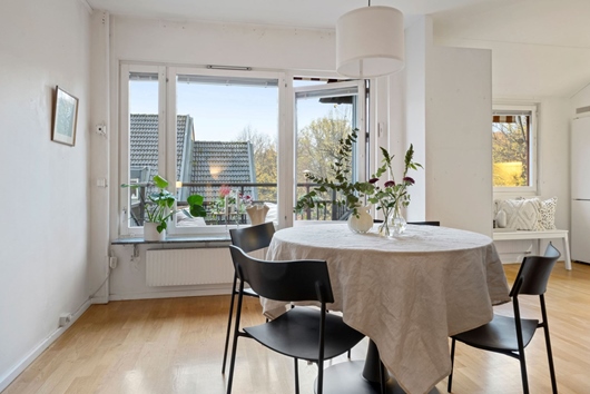 Bostadsrätt i SALTSJÖBADEN, Saltsjöbaden, Stockholm, Nacka, Syrenparken 1