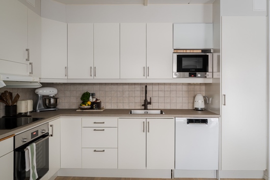 Bostadsrätt i Järvastaden, Solna, Stockholm, Honnörsgatan 3