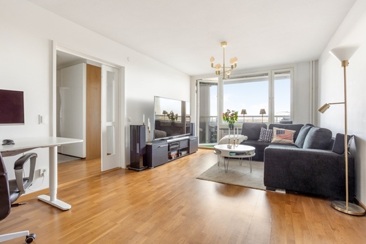 Bostadsrätt i Västra Skogen, Solna, Stockholm, Wiboms väg 8