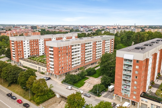 Bostadsrätt i Huvudsta, Solna, Stockholm, Krysshammarvägen 24