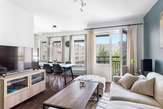 Bostadsrätt i Huvudsta, Solna, Stockholm, Järnvägsgatan 2E