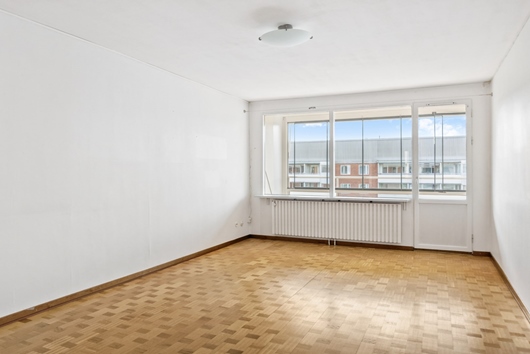 Bostadsrätt i Huvudsta, Solna, Stockholm, Krysshammarvägen 18, vån 8 av