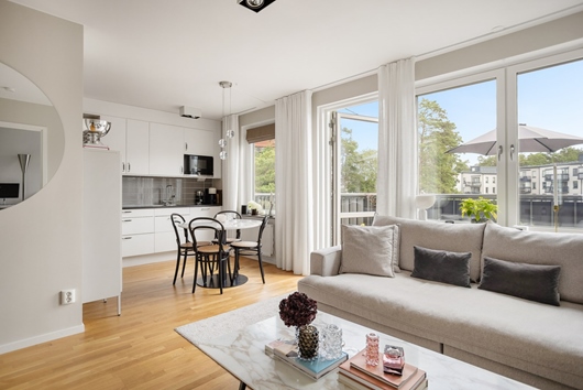 Bostadsrätt i Näsby Park, Täby, Stockholm, Källtorpsvägen 8