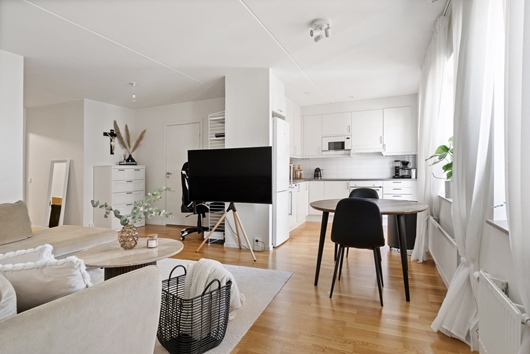 Bostadsrätt i Huddinge centralt, Stockholm, Finslipargränd 2