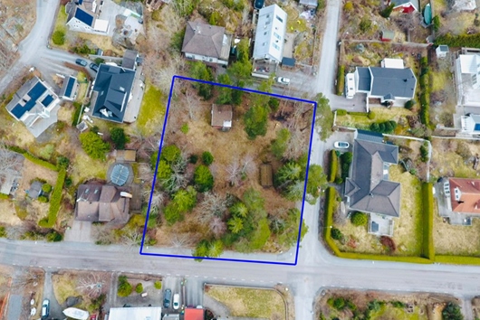 Tomt i Fornudden, Tyresö, Stockholm, Poppelvägen 30 / Trångsundsväg