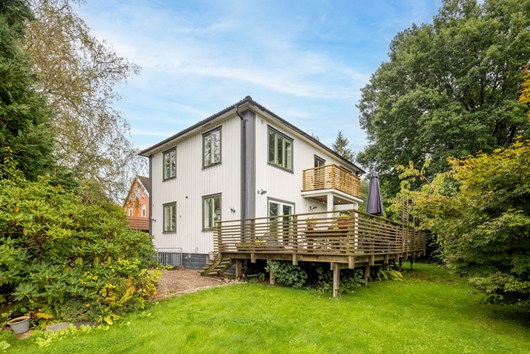 Villa i MÖLNLYCKE - Centrum, Mölnlycke, Västra Götaland, Härryda, Solängsvägen 5