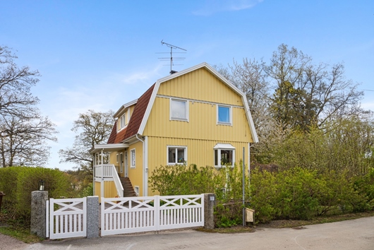 Villa i Stocksund, Stockholm, Danderyd, Storängsstigen 13