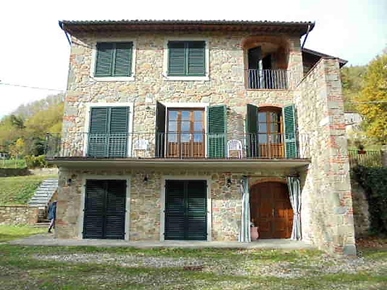 Villa i Toscana, Barga
