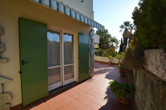 Ägarlägenhet i Bordighera, Ligurien, Provincia di imperia, Bordighera