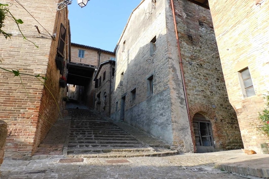 Radhus i Marche, Sarnano, mc, Macerata, Sarnano