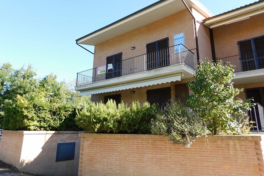 Radhus i Marche, Sarnano, mc, Macerata, Sarnano