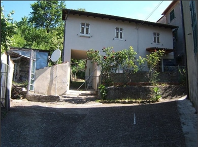 Villa i Minucciano, Minucciano