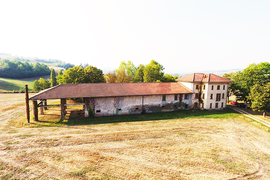 Villa i Piemonte, Italien, Nizza Monferrato