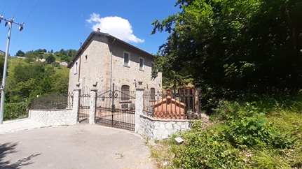 Villa i Molazzana, Molazzana