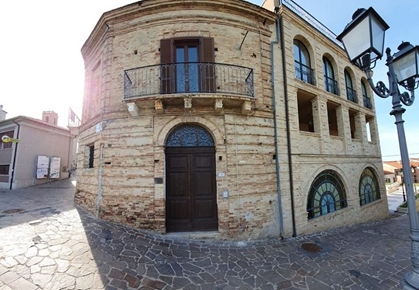 Radhus i Abruzzo, Vacri, Chieti, Vacri, Chieti