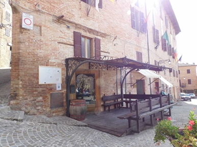 Tomt i Marche, Sarnano, mc, Macerata, Sarnano