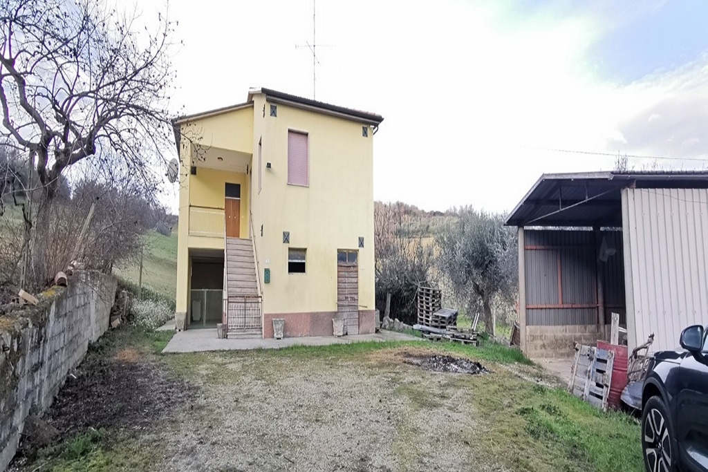 Villa i Abruzzo, Italien, Castiglione Messer Raimondo