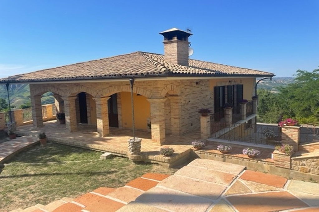 Villa i Abruzzo, Italien, Roccamontepiano, Chieti