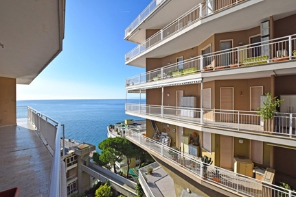 Ägarlägenhet i Ospedaletti, Ligurien, Provincia di imperia, Ospedaletti