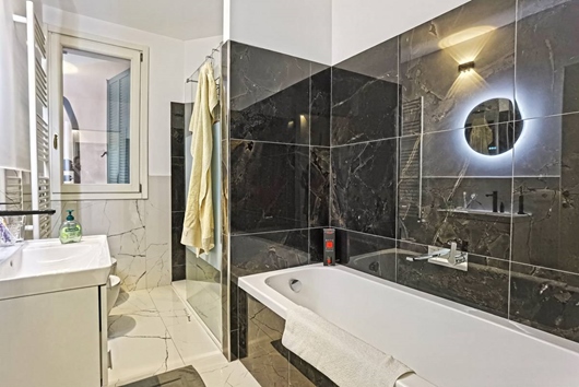 Ägarlägenhet i Bordighera, Ligurien, Provincia di imperia, Bordighera