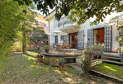 Ägarlägenhet i Bordighera, Ligurien, Provincia di imperia, Bordighera