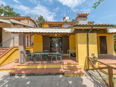 Radhus i Toscana, Pisa, Monteverdi Marittimo