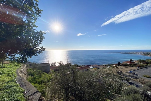 Tomt i Cipressa, Ligurien, Provincia di imperia, Cipressa