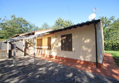 Radhus i Toscana, Pisa, Monteverdi Marittimo