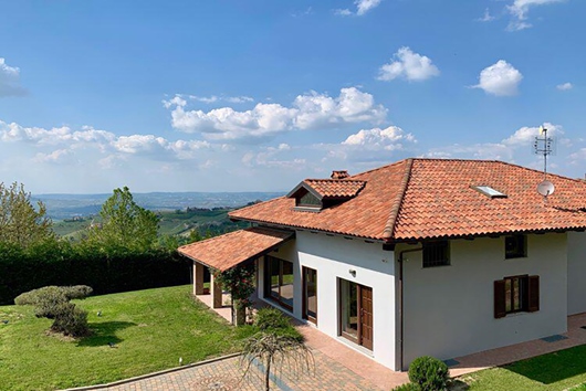 Villa i Piemonte, Montelupo Albese, Montelupo Albese