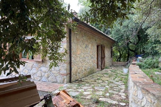 Villa i Toscana, Prata, Abruzzo, Laquila, Prata