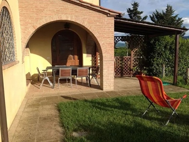 Ägarlägenhet i Toscana, Pisa, Montecatini Val di Cecina