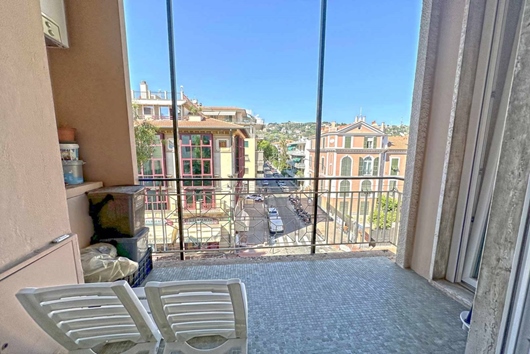 Ägarlägenhet i Bordighera, Ligurien, Provincia di imperia, Bordighera