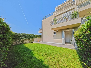 Ägarlägenhet i Bordighera, Ligurien, Provincia di imperia, Bordighera