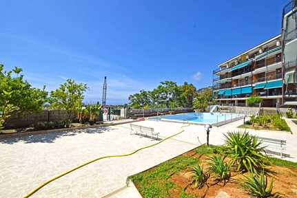 Ägarlägenhet i Ospedaletti, Ligurien, Provincia di imperia, Ospedaletti