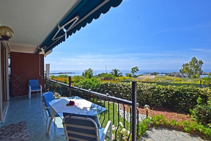 Ägarlägenhet i Ospedaletti, Ligurien, Provincia di imperia, Ospedaletti