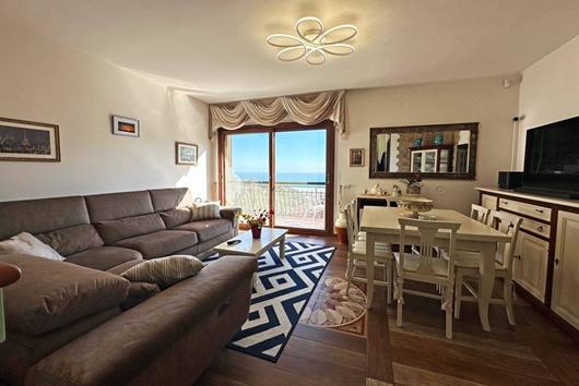 Ägarlägenhet i Bordighera, Ligurien, Provincia di imperia, Bordighera