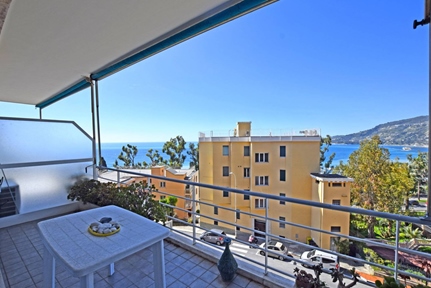 Ägarlägenhet i Ospedaletti, Ligurien, Provincia di imperia, Ospedaletti