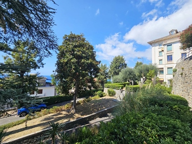 Ägarlägenhet i Ospedaletti, Ligurien, Provincia di imperia, Ospedaletti