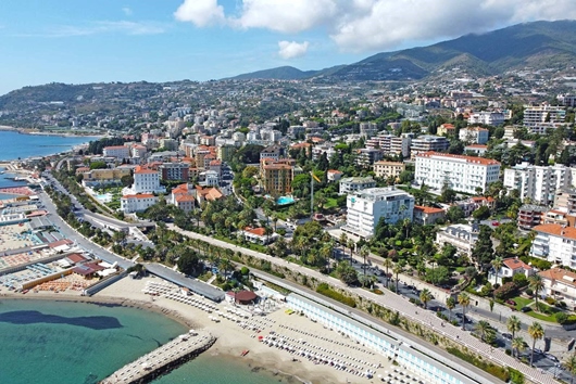 Ägarlägenhet i San remo, Ligurien, Provincia di imperia, San Remo