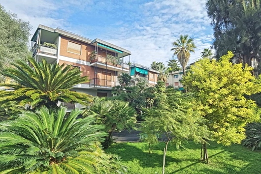 Ägarlägenhet i Bordighera, Ligurien, Provincia di imperia, Bordighera