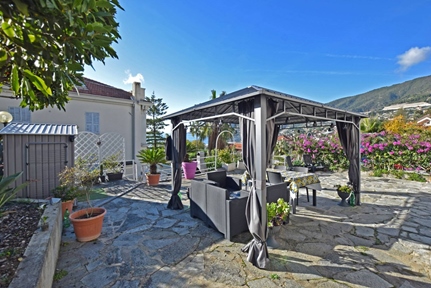 Ägarlägenhet i Ospedaletti, Ligurien, Provincia di imperia, Ospedaletti