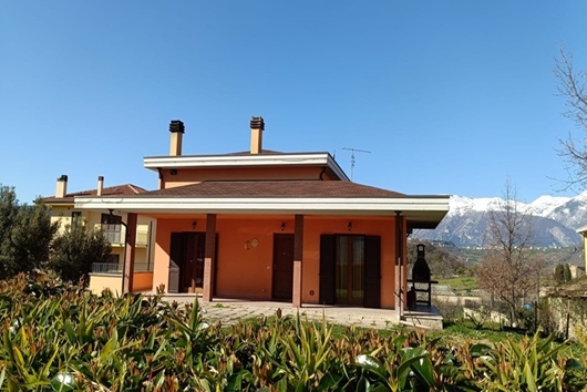 Villa i Abruzzo, Roccascalegna, Chieti, Roccascalegna