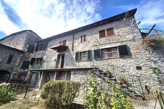 Villa i Camporgiano, Toscana, Lucca, Camporgiano