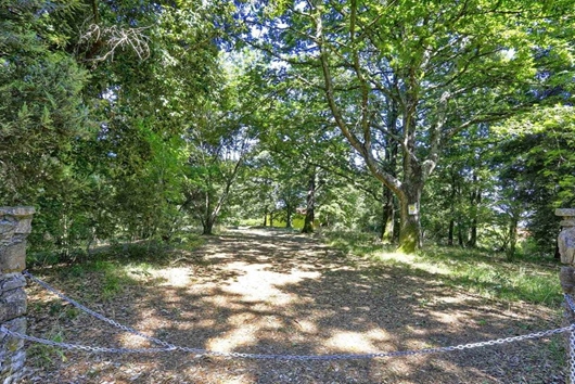 Radhus i Toscana, Monteverdi Marittimo