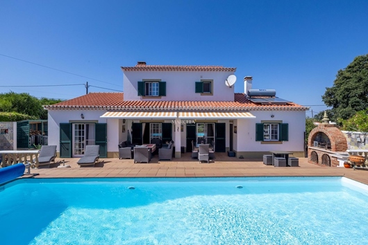 Radhus i Aljezur, Faro, Aljezur